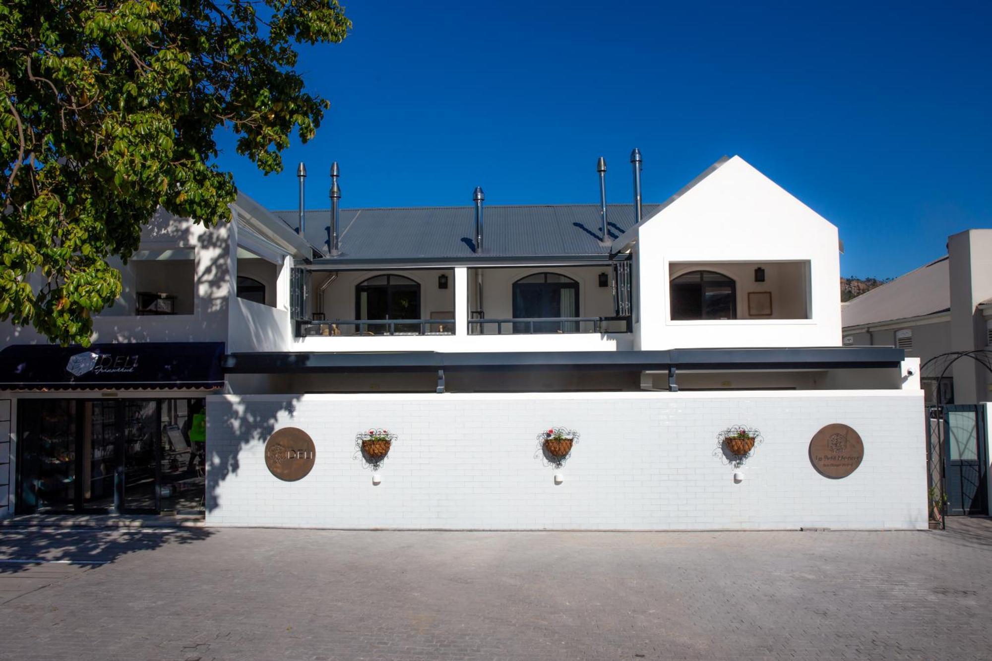 Le Petit Manoir Boutique Hotel Franschhoek Bagian luar foto