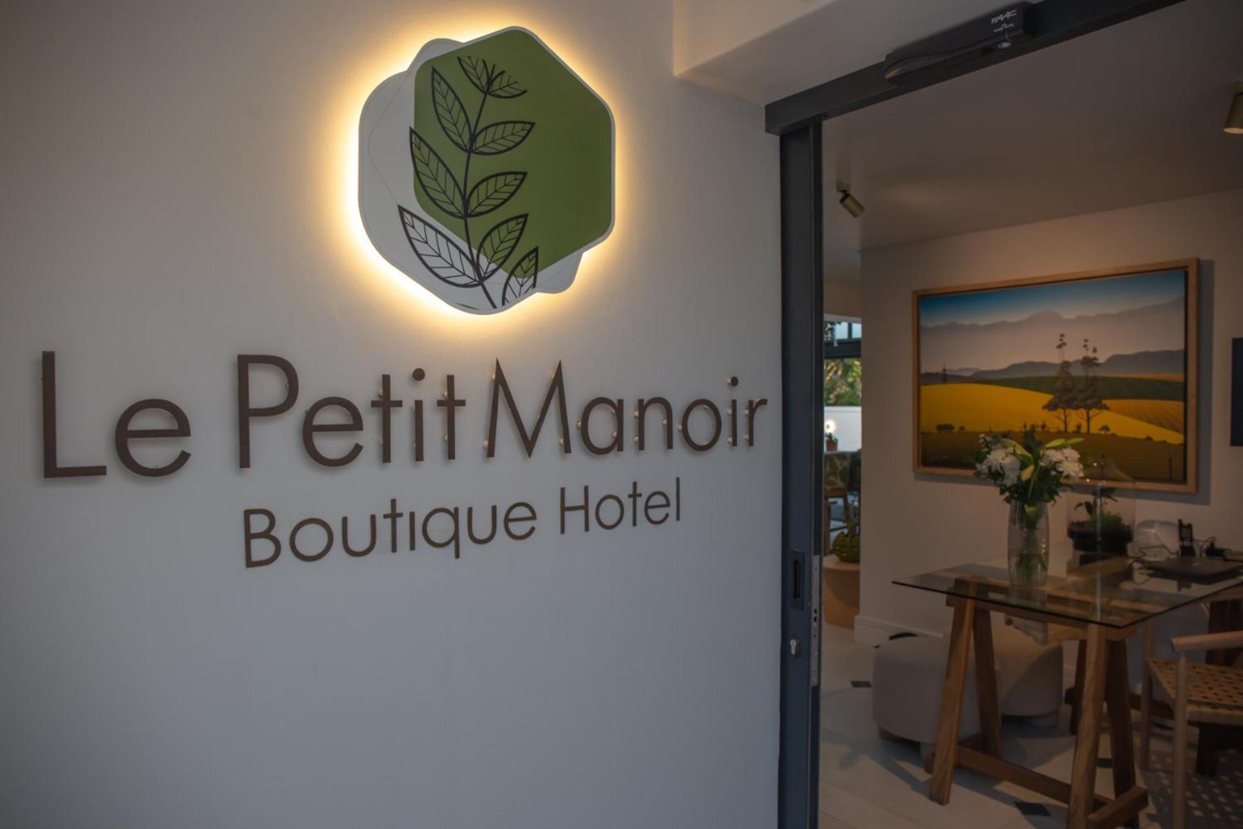 Le Petit Manoir Boutique Hotel Franschhoek Bagian luar foto